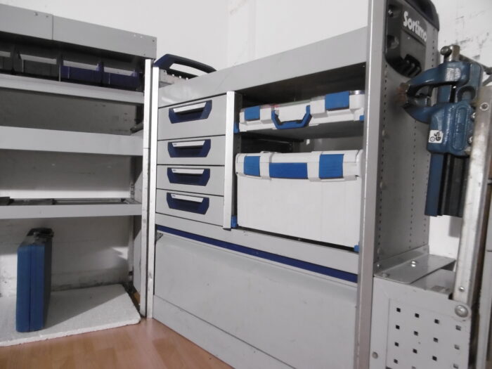 FES BERLIN gebrauchte SORTIMO Fahrzeugeinrichtung GLOBELYST Regal T5 T6 Custom - Image 8