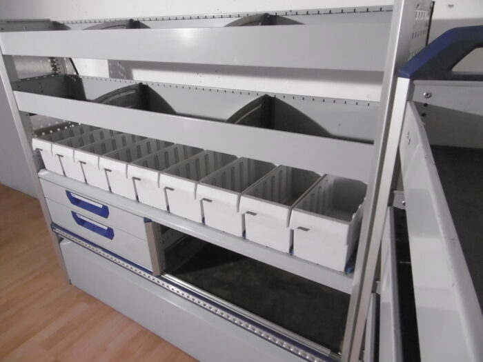 FES BERLIN gebrauchte SORTIMO Fahrzeugeinrichtung GLOBELYST Regal T6 Sprinter Crafter - Image 4