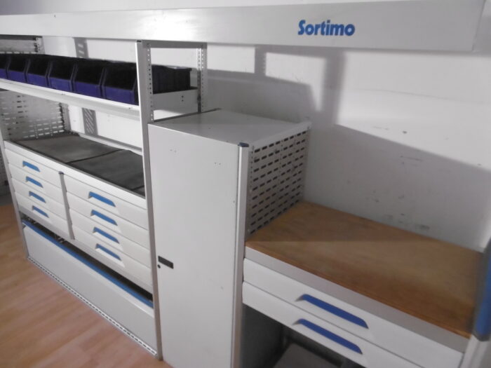 FES BERLIN gebrauchte SORTIMO Fahrzeugeinrichtung GLOBELYST Regal Crafter Iveco - Image 6