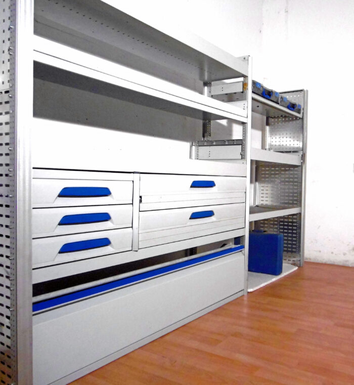 FES BERLIN gebrauchte SORTIMO Fahrzeugeinrichtung GLOBELYST Regal Ducato Sprinter