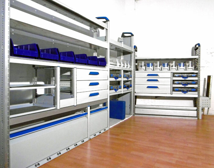 FES BERLIN gebrauchte SORTIMO Fahrzeugeinrichtung GLOBELYST Regal Sprinter Master Iveco