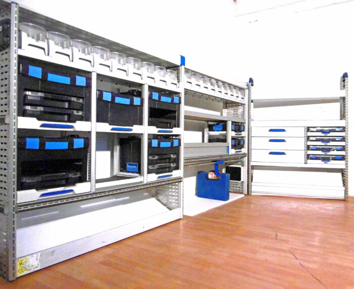 FES BERLIN gebrauchte SORTIMO Fahrzeugeinrichtung GLOBELYST Regal Crafter Sprinter Iveco