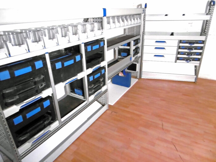 FES BERLIN gebrauchte SORTIMO Fahrzeugeinrichtung GLOBELYST Regal Crafter Sprinter Iveco - Image 2