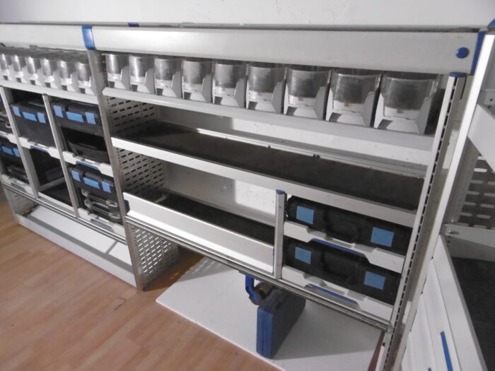 FES BERLIN gebrauchte SORTIMO Fahrzeugeinrichtung GLOBELYST Regal Crafter Sprinter Iveco - Image 5