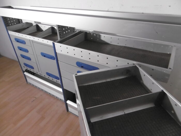FES BERLIN gebrauchte BOTT Fahrzeugeinrichtung mit SORTIMO Koffer T5/ T6 Custom - Image 6