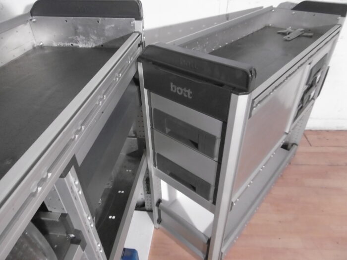 FES BERLIN gebrauchte BOTT Vario 3 Fahrzeugeinrichtung Regal Vito Custom T6 m.Sortimo Box - Image 5