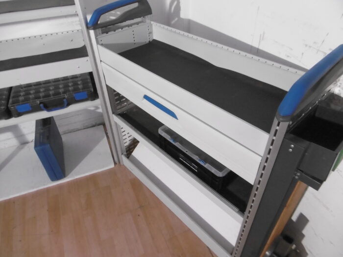 FES BERLIN gebrauchte SORTIMO Fahrzeugeinrichtung GLOBELYST Regal Vito T5 T6 Custom Vivaro - Image 8
