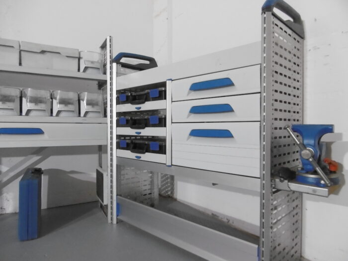 FES GmbH gebrauchte SORTIMO Fahrzeugeinrichtung GLOBELYST Regal Vito Proace T5 T6 Custom Vivaro T-Boxx Berlin - Image 9