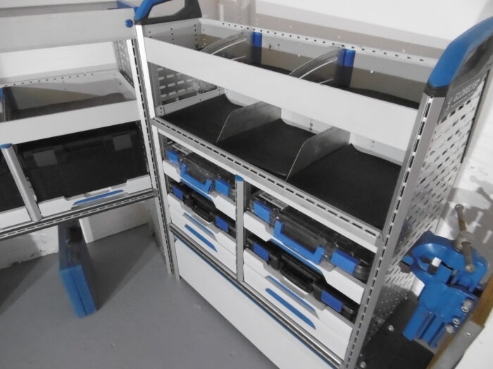 FES GmbH gebrauchte SORTIMO Fahrzeugeinrichtung Werkbank Regal T6 Custom u.ä. Transporter T-Boxx Berlin - Image 9