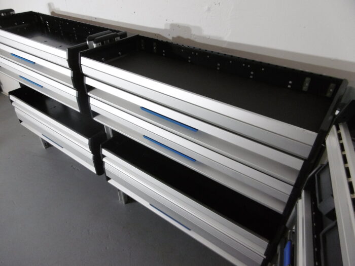 FES GmbH SORTIMO SR5 Fahrzeugeinrichtung gebraucht Werkstatt Regal für Fahrerhausrückwand KFZ Ducato T6 Custom VW Transporter Berlin - Image 5