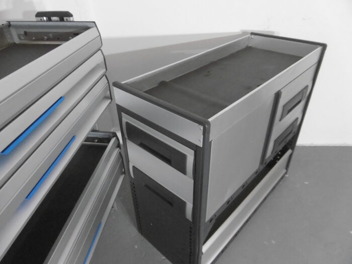 FES GmbH SR5 gebrauchte SORTIMO BOTT Vario Fahrzeugeinrichtung Vito Transit Custom VW Transporter T6 Werkstattregal Berlin - Image 6