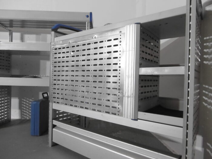 FES GmbH SORTIMO Fahrzeugeinrichtung gebraucht Werkstatt Regal Vito Trafic T6 Custom u.ä. Transporter Regalsystem Berlin - Image 8