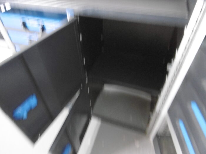 FES GmbH SORTIMO Regalsystem gebrauchte Fahrzeugeinrichtung Regal T6 Custom Trafic Vito Transporter Berlin Koffer - Image 5