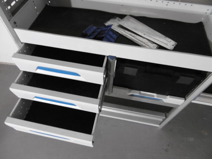 FES GmbH SORTIMO gebrauchte Fahrzeugeinrichtung Werkstatt SR5 Regalsystem Trafic Ducato Custom VW Transporter Van Regal Berlin – Bild 6