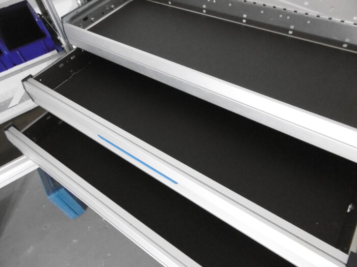 FES GmbH SORTIMO gebrauchte Fahrzeugeinrichtung Werkstatt SR5 Regalsystem Trafic Ducato Custom VW Transporter Van Regal Berlin – Bild 10